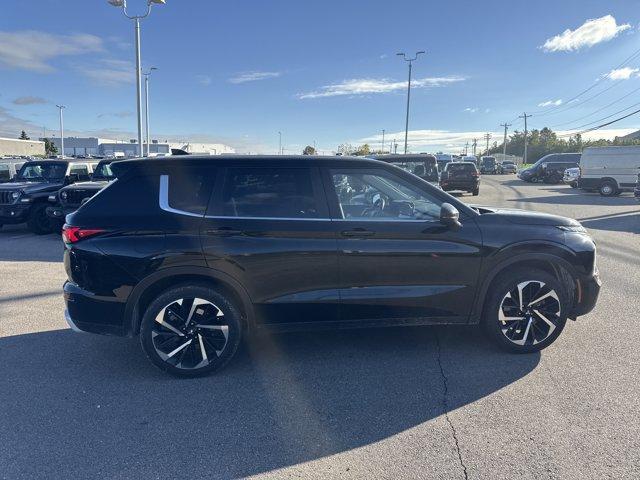 used 2024 Mitsubishi Outlander car, priced at $24,299