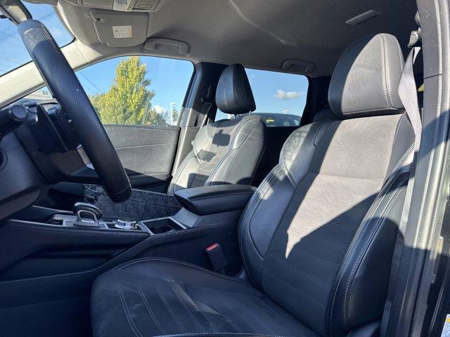 used 2024 Mitsubishi Outlander car, priced at $24,299