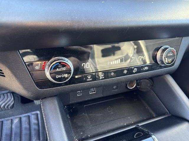 used 2024 Mitsubishi Outlander car, priced at $24,299