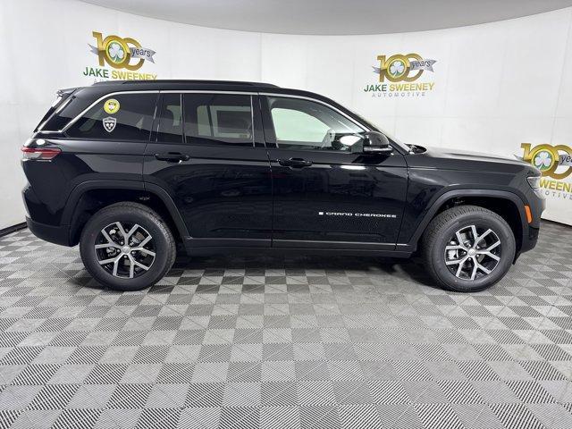 new 2025 Jeep Grand Cherokee car, priced at $48,589