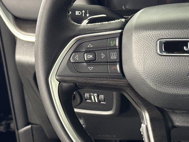 new 2025 Jeep Grand Cherokee car, priced at $48,589