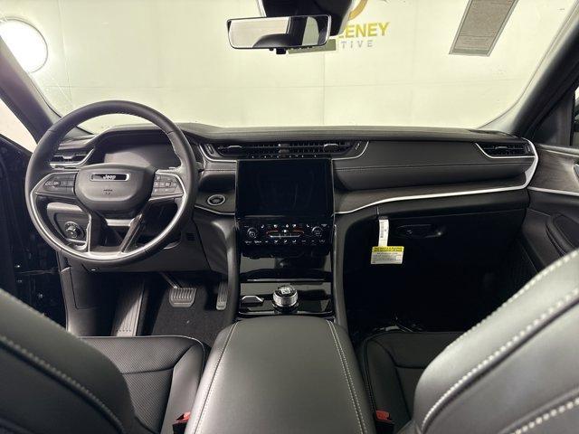 new 2025 Jeep Grand Cherokee car, priced at $48,589