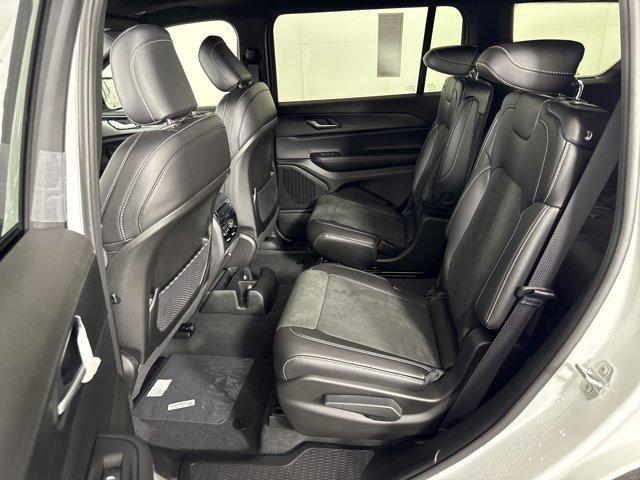 new 2025 Jeep Grand Cherokee L car, priced at $40,277