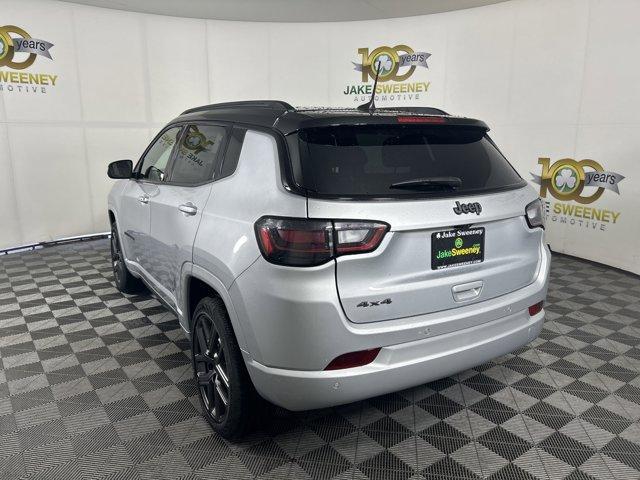 new 2025 Jeep Compass car, priced at $33,047