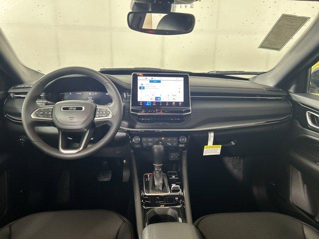 new 2025 Jeep Compass car, priced at $33,047