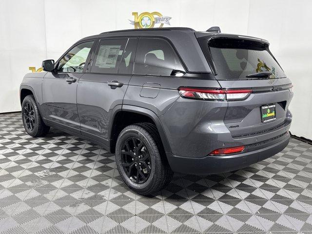 new 2025 Jeep Grand Cherokee car, priced at $43,536
