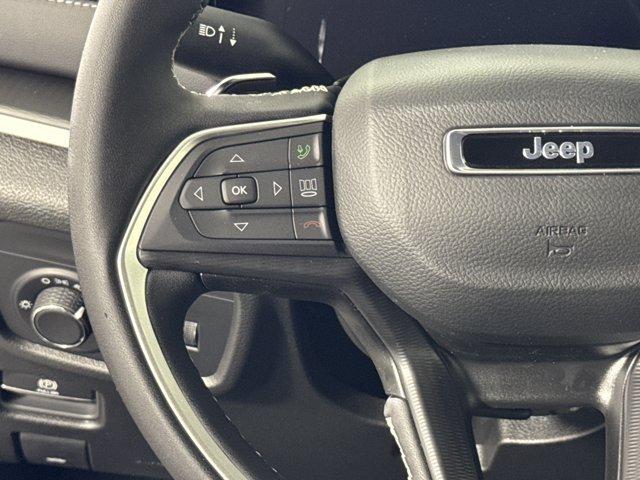 new 2025 Jeep Grand Cherokee car, priced at $43,536