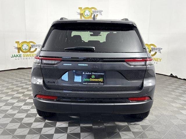 new 2025 Jeep Grand Cherokee car, priced at $43,536
