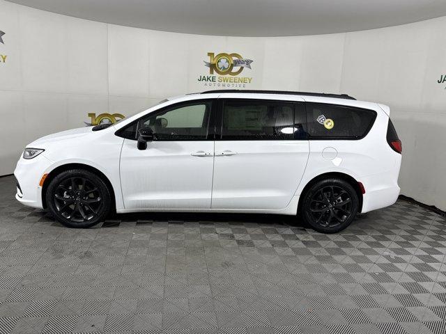 new 2026 Chrysler Pacifica car, priced at $47,740