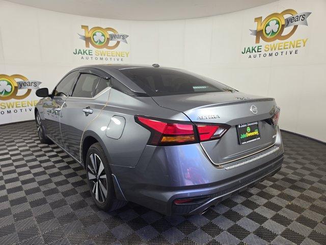 used 2022 Nissan Altima car, priced at $25,900