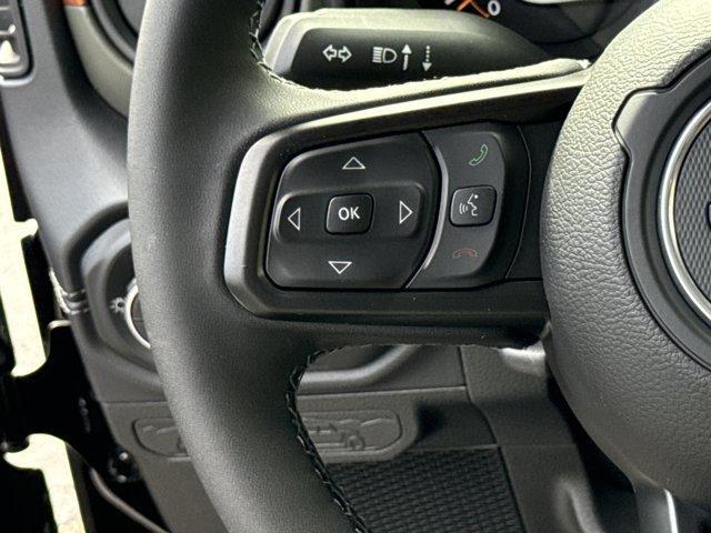 new 2025 Jeep Gladiator car, priced at $56,280