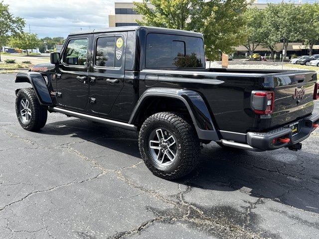 new 2025 Jeep Gladiator car, priced at $56,280