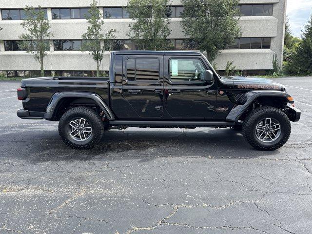 new 2025 Jeep Gladiator car, priced at $56,280
