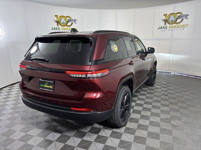 new 2025 Jeep Grand Cherokee car, priced at $37,692