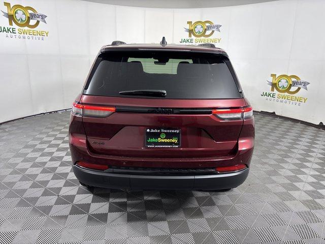 new 2025 Jeep Grand Cherokee car, priced at $37,692