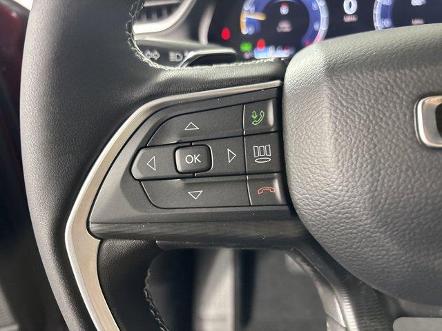 new 2025 Jeep Grand Cherokee car, priced at $37,692