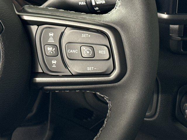 new 2025 Jeep Gladiator car, priced at $42,201