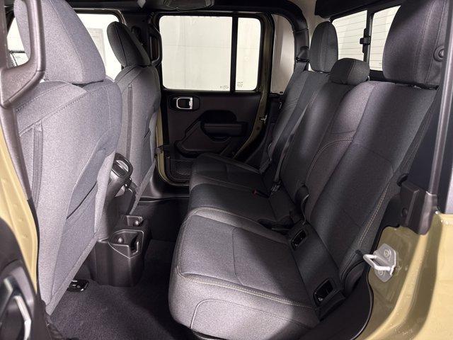 new 2025 Jeep Gladiator car, priced at $42,201