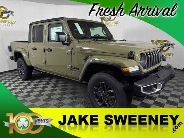 new 2025 Jeep Gladiator car, priced at $46,543