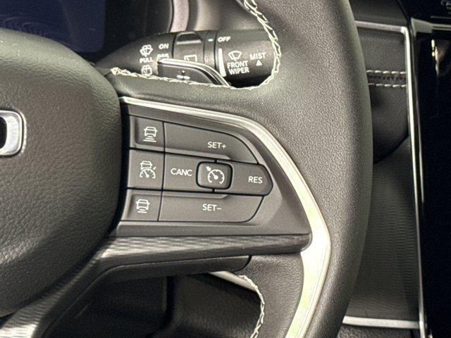 new 2025 Jeep Grand Cherokee car, priced at $37,615