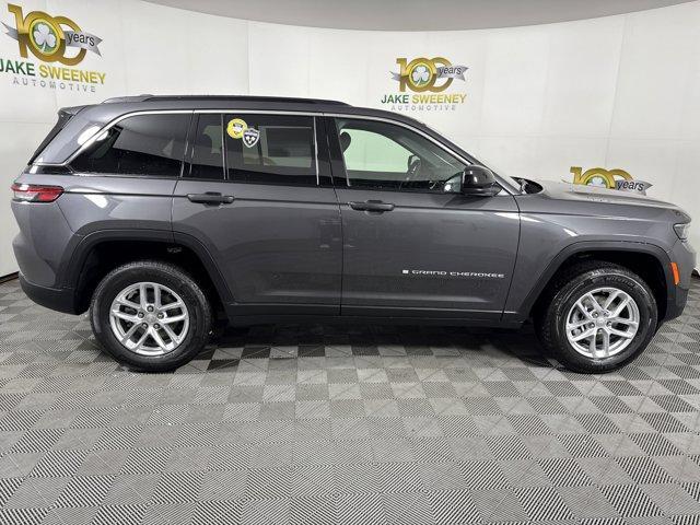 new 2025 Jeep Grand Cherokee car, priced at $37,615
