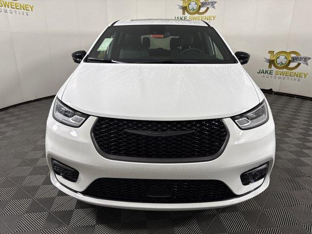 new 2026 Chrysler Pacifica car, priced at $43,491