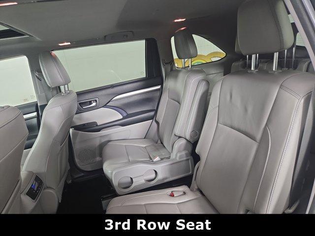 used 2018 Toyota Highlander car, priced at $22,988