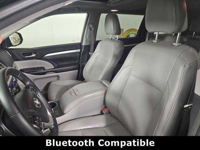used 2018 Toyota Highlander car, priced at $22,988