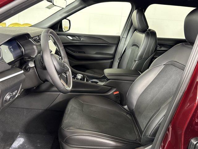 new 2025 Jeep Grand Cherokee L car, priced at $42,937