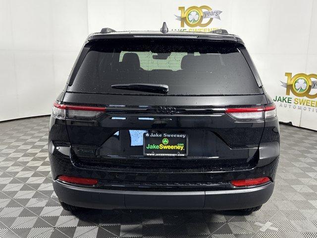 new 2025 Jeep Grand Cherokee car, priced at $40,717
