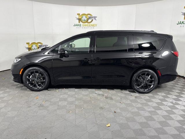 new 2026 Chrysler Pacifica car, priced at $48,770