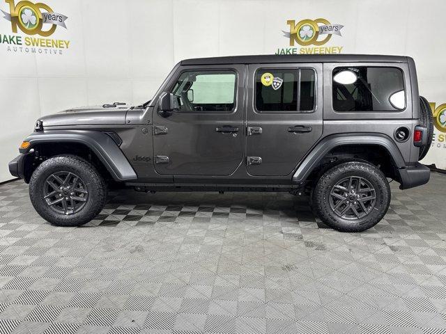 new 2025 Jeep Wrangler car, priced at $45,131