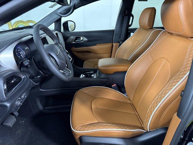 new 2026 Chrysler Pacifica car, priced at $55,548