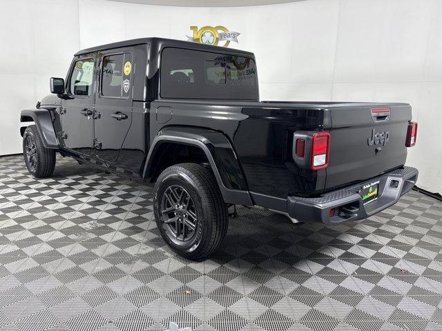 new 2025 Jeep Gladiator car, priced at $46,513