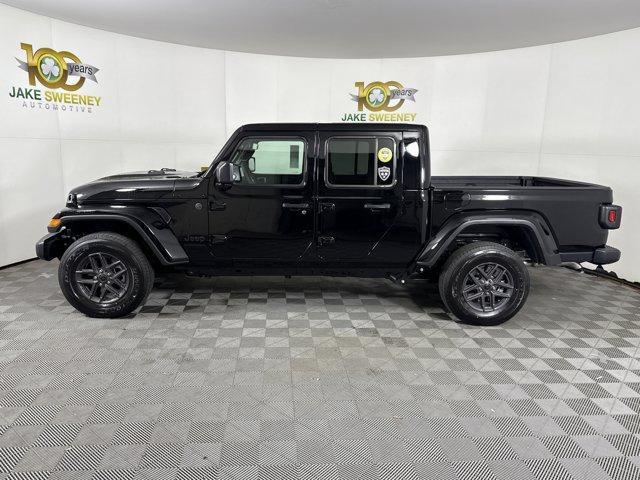 new 2025 Jeep Gladiator car, priced at $46,513