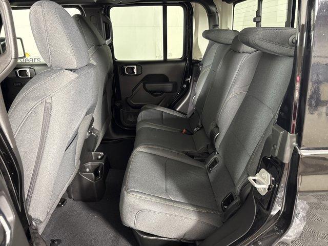 new 2025 Jeep Gladiator car, priced at $46,513