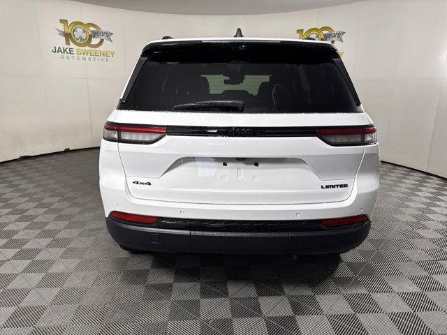 new 2025 Jeep Grand Cherokee car, priced at $49,621