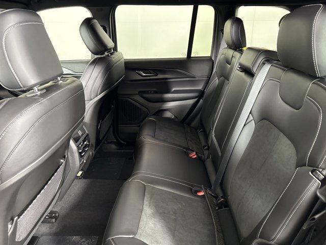 new 2025 Jeep Grand Cherokee car, priced at $42,222
