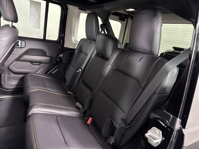 new 2025 Jeep Wrangler car, priced at $54,367