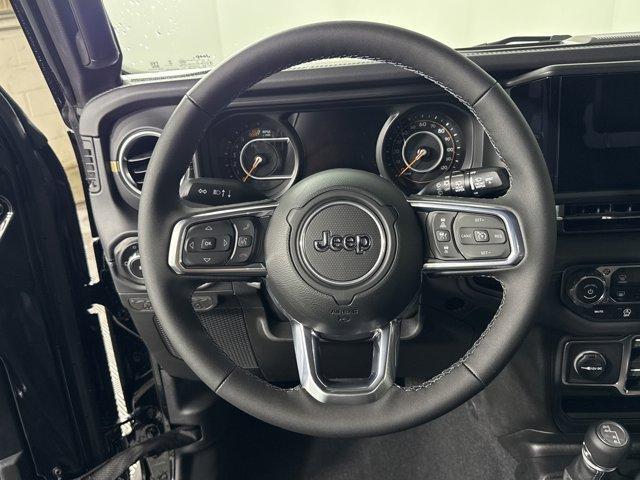 new 2025 Jeep Wrangler car, priced at $54,367