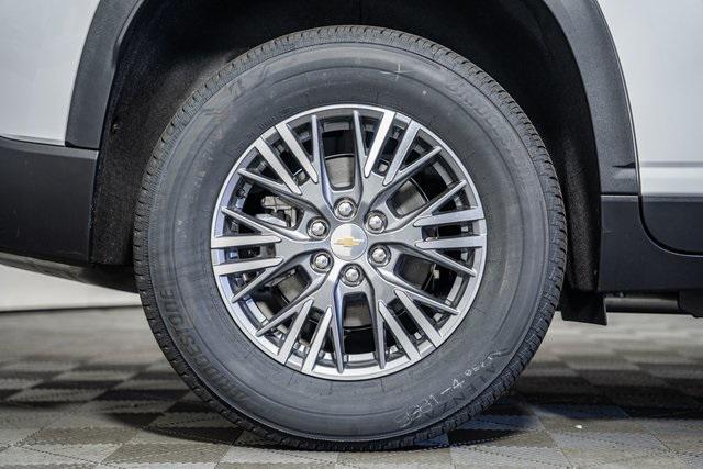new 2025 Chevrolet Traverse car, priced at $40,195