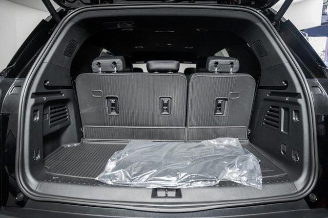 new 2026 Chevrolet Traverse car, priced at $47,630