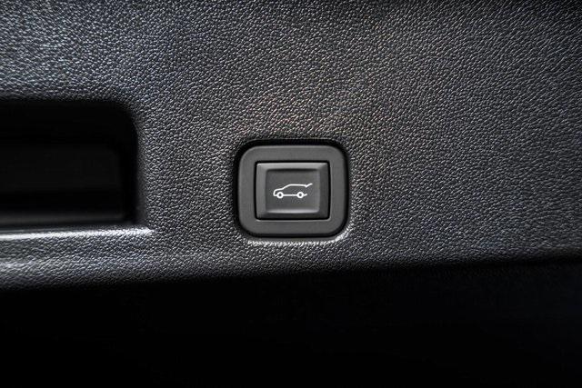 new 2026 Chevrolet Traverse car, priced at $47,630