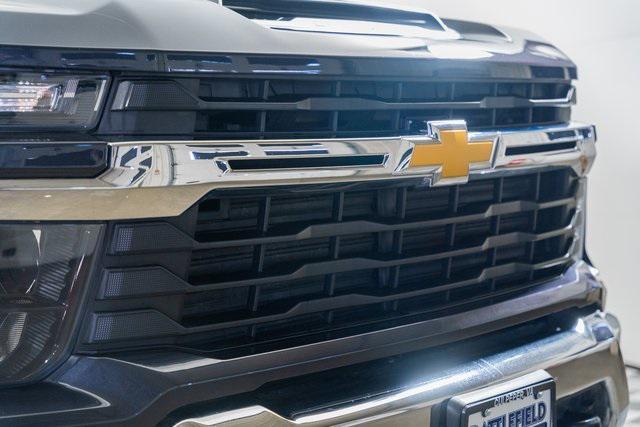 used 2024 Chevrolet Silverado 2500 car, priced at $52,789