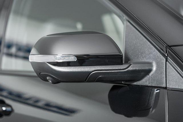 new 2025 Chevrolet Traverse car, priced at $55,275