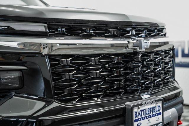 new 2025 Chevrolet Traverse car, priced at $55,275