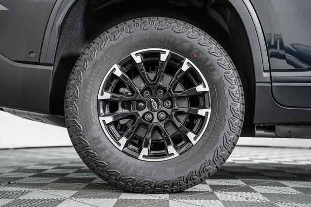 new 2025 Chevrolet Traverse car, priced at $55,275