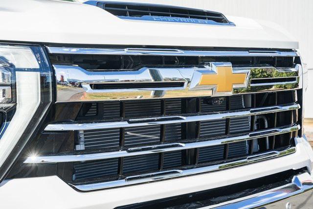 new 2026 Chevrolet Silverado 3500 car, priced at $84,925