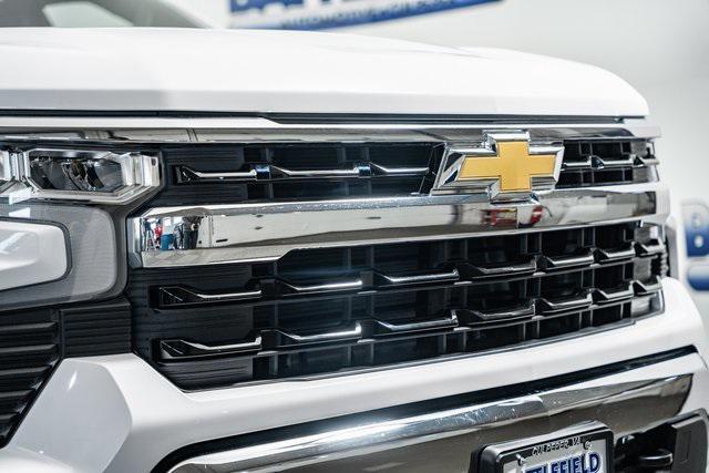 new 2025 Chevrolet Silverado 1500 car, priced at $49,875