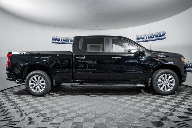 new 2025 Chevrolet Silverado 1500 car, priced at $39,995